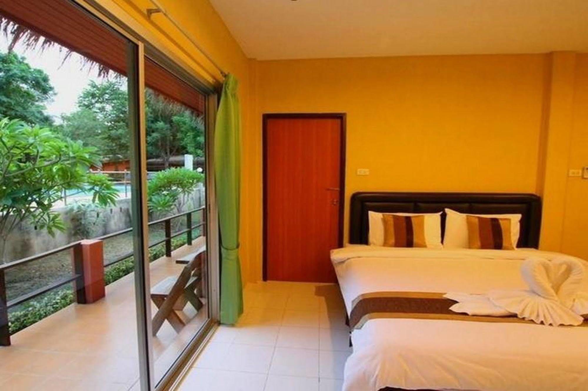 Aurora Resort Kanchanaburi Exterior foto